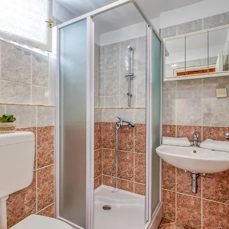Gostinjska kuća Slavica Porec